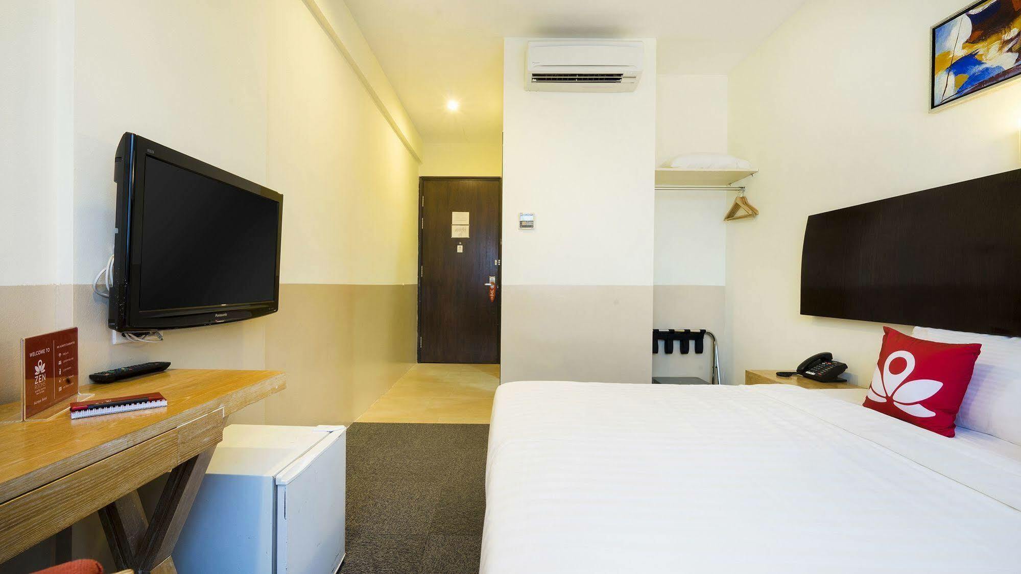 Khách sạn Zen Mustafa 3*