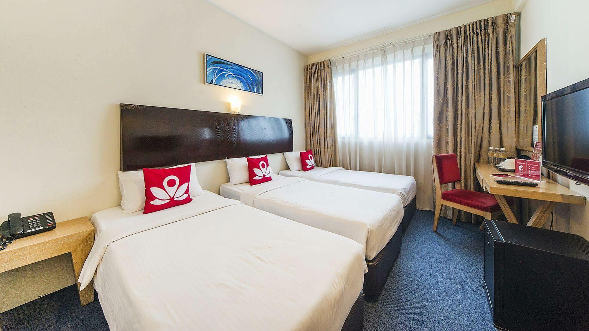 Khách sạn Zen Mustafa 3*